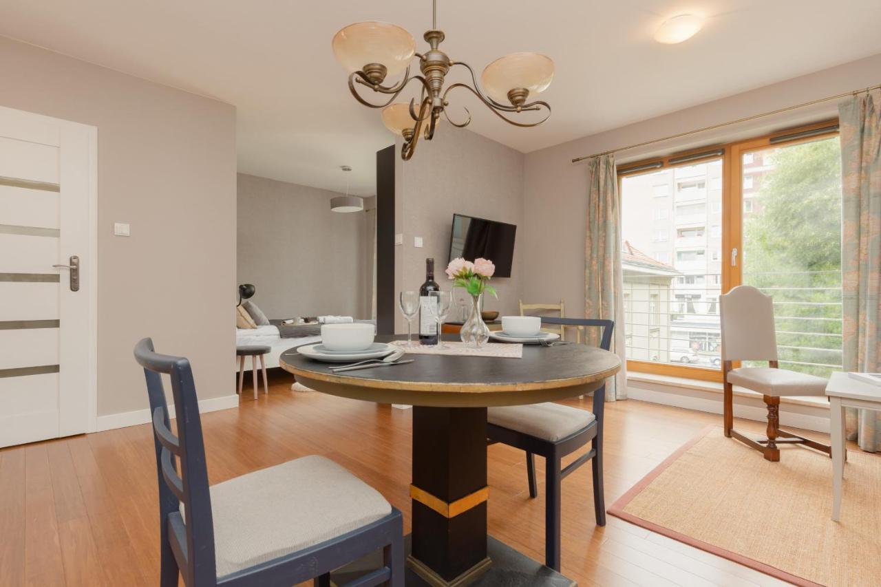Elegancki Apartament W Centrum Gdyni Z Parkingiem By Noclegi Renters Гдиня Екстер'єр фото